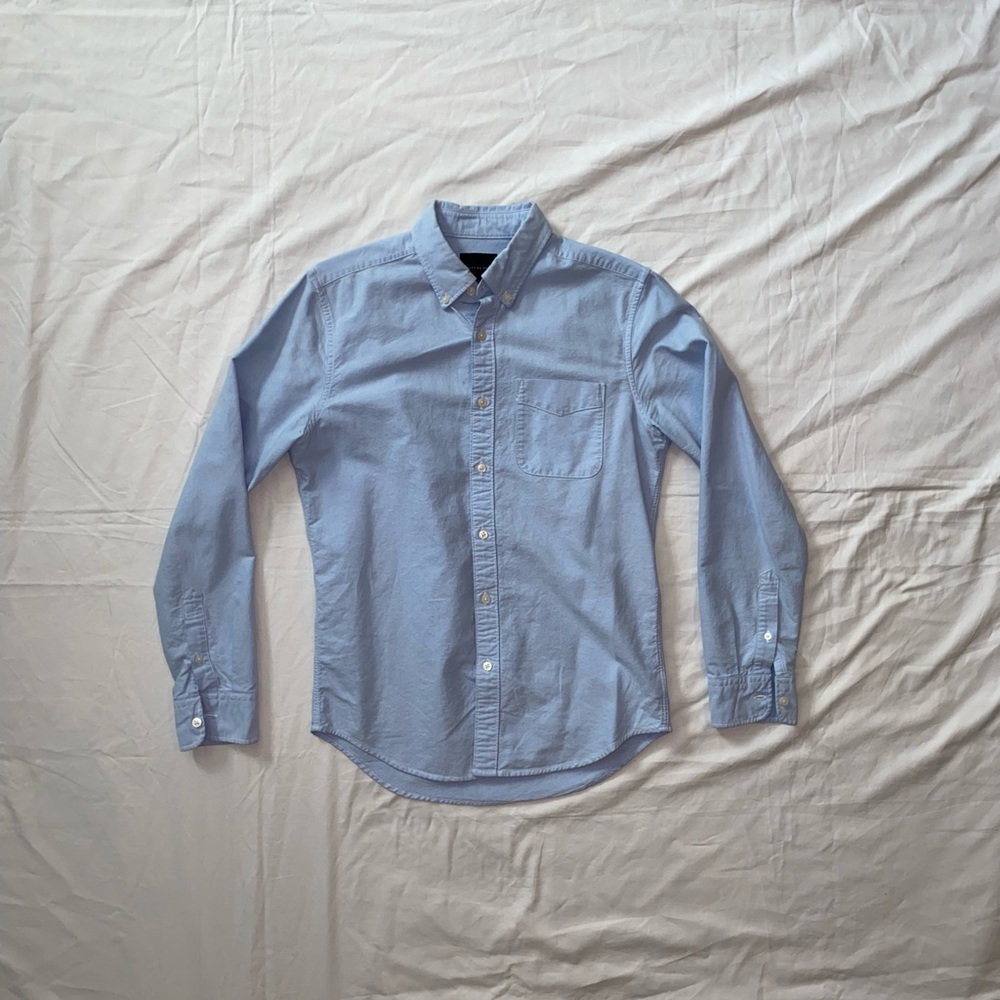 American Eagle Button Up